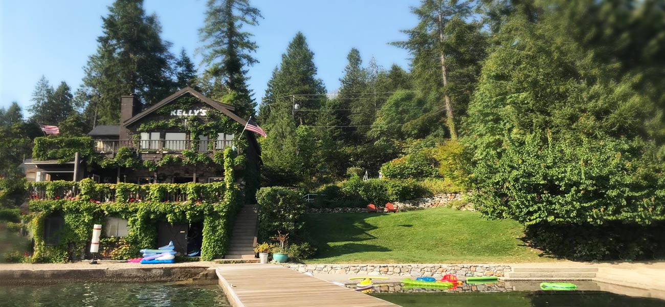 Kelly's Resort Waterfront