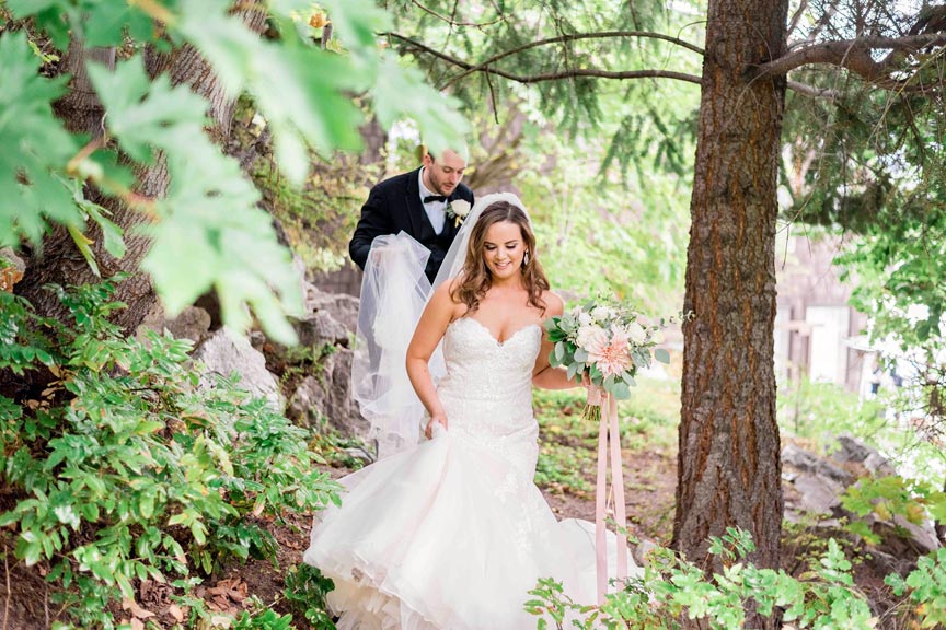 Lake Chelan Wedding at Kellys Resort