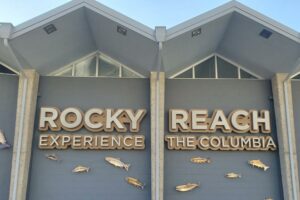 Rocky Reach Dam and the Rocky Reach Discovery Center